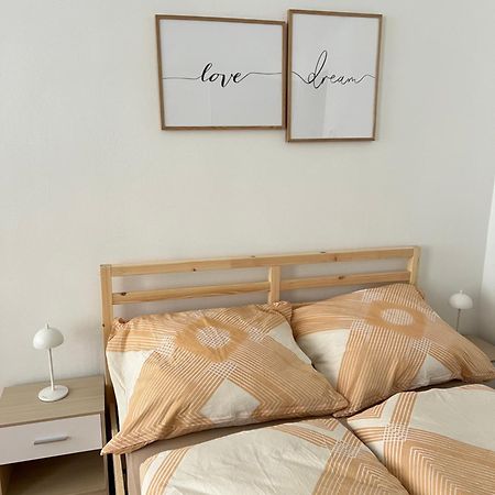 Top Location Wien Exterior foto