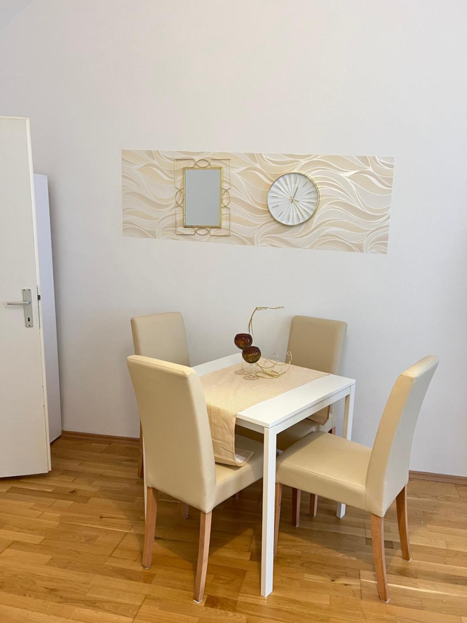 Top Location Wien Exterior foto