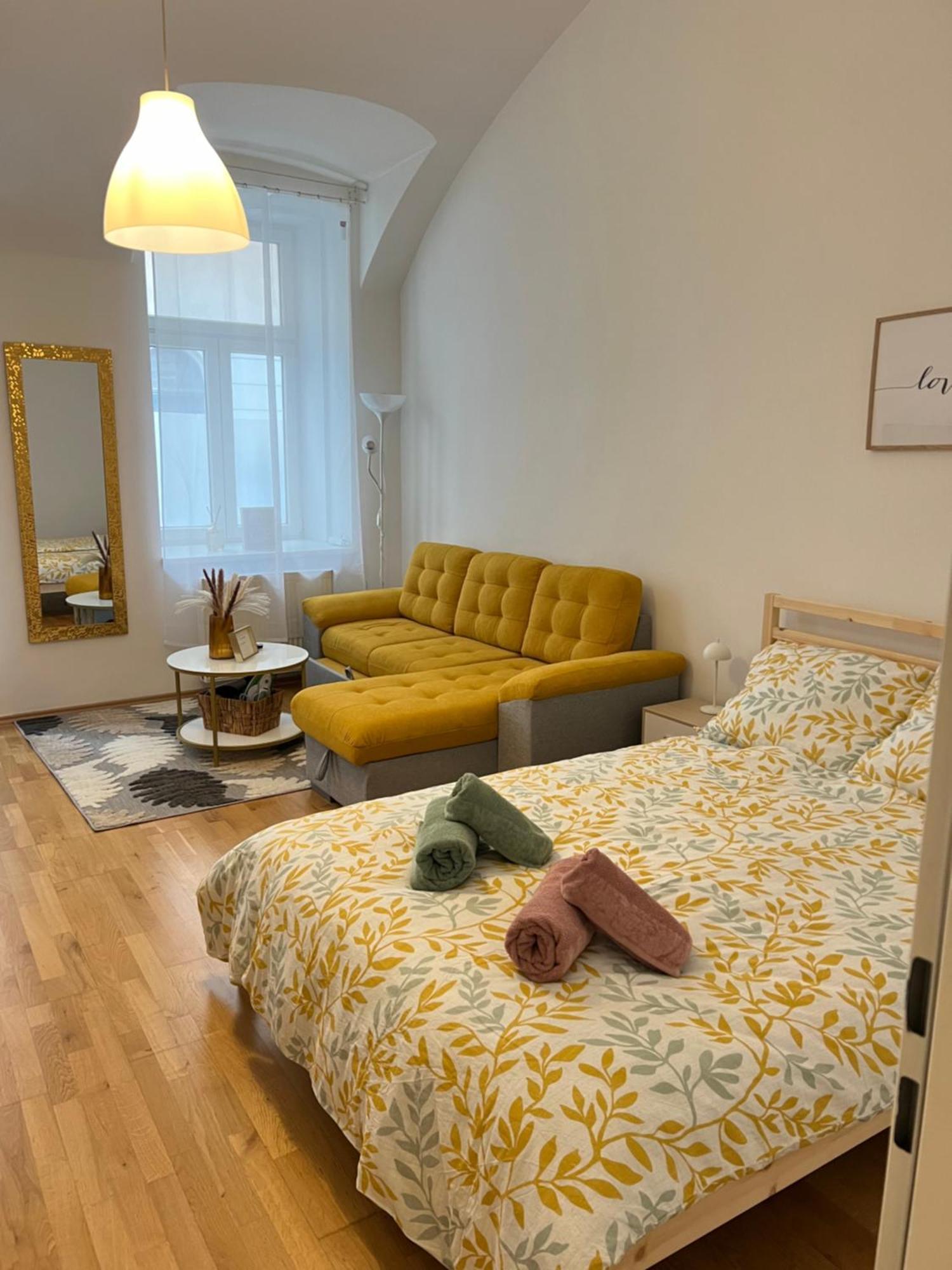 Top Location Wien Exterior foto